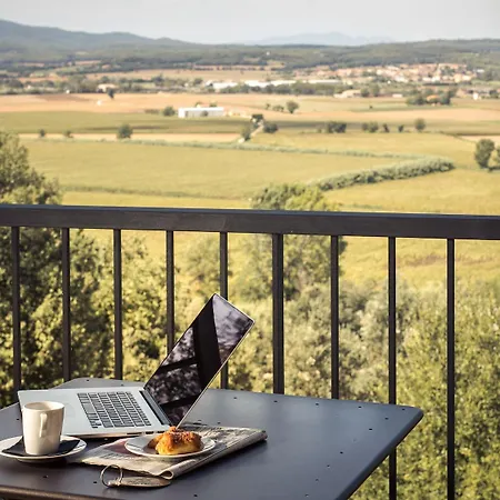 Castell D'emporda Hotel