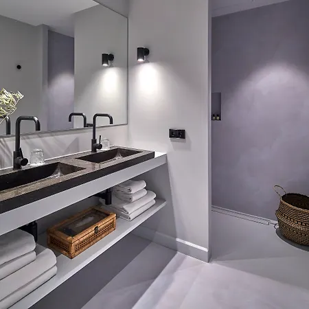 Castell D'emporda Hotel 4*