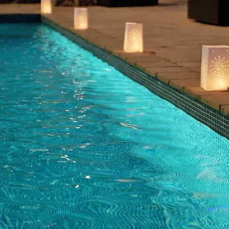 Castell D'emporda Hotel